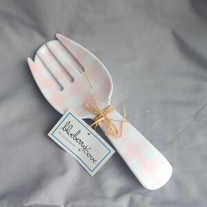 Blueberry Cove 2 Piece Salad Servers Plastic Pink Gingham
